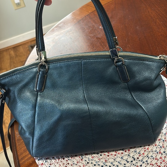 Coach metallic crossbody - Picture 3 of 9